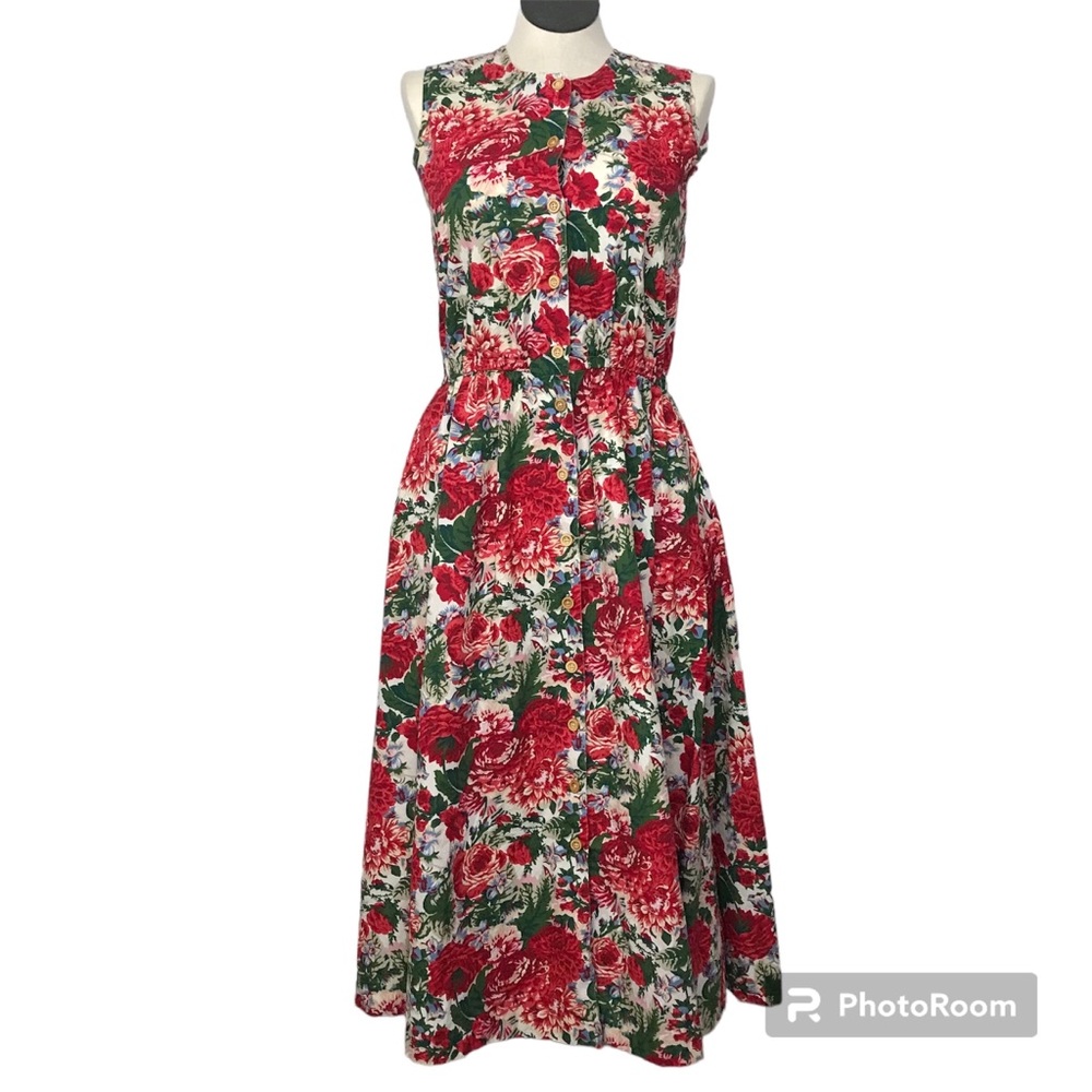 All Week Long Shirtdress Women’s Size 8 Multicolor Floral Sleeveless Round Neck.